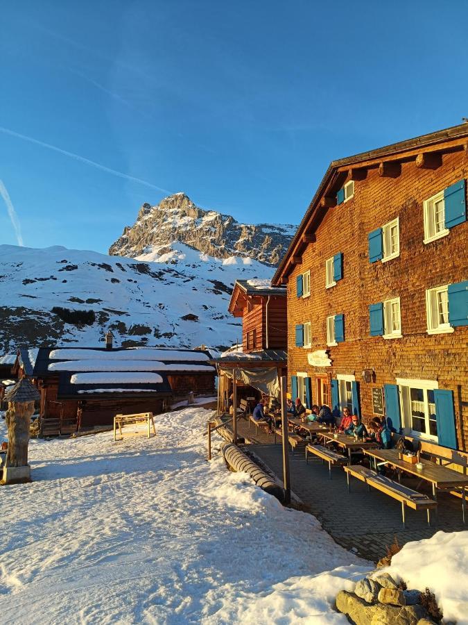 Berghaus Sulzfluh - Alpenhütte